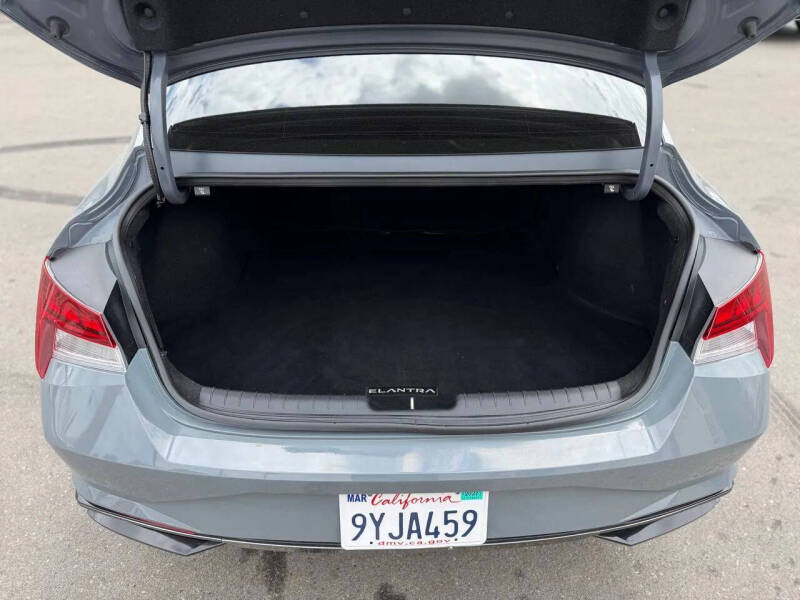 2023 Hyundai Elantra Hybrid Blue
