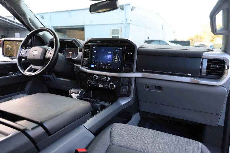 2022 Ford F-150 Lightning