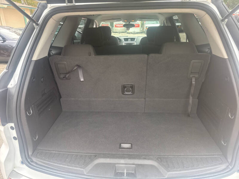 2016 GMC Acadia SLE-1