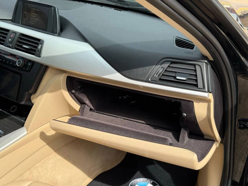 2014 BMW 3 Series 320i xDrive