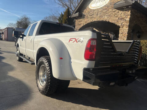 2012 Ford F-350 Super Duty Lariat