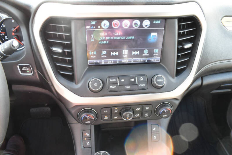 2018 GMC Acadia Denali