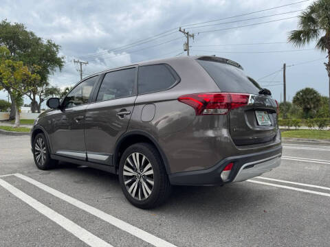 2019 Mitsubishi Outlander