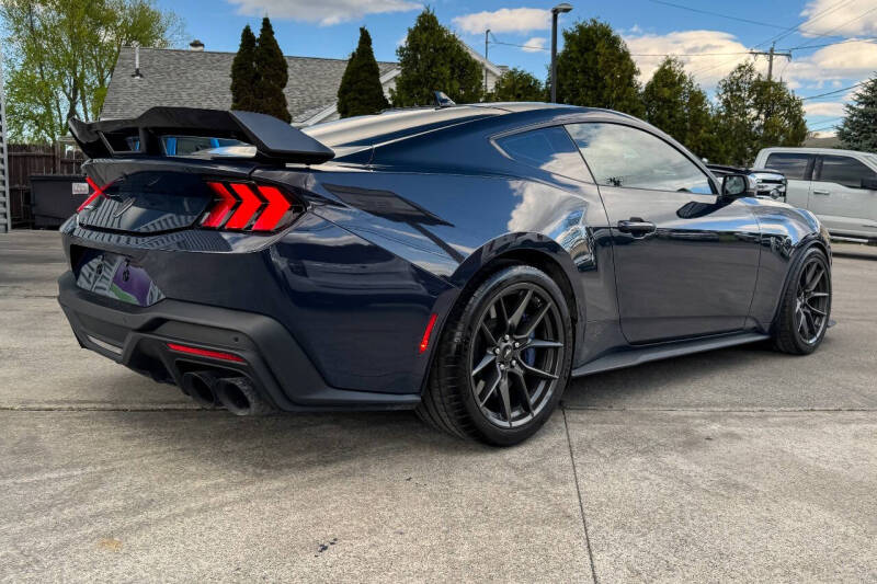 2024 Ford Mustang Dark Horse