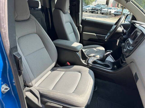 2022 GMC Canyon Elevation Standard