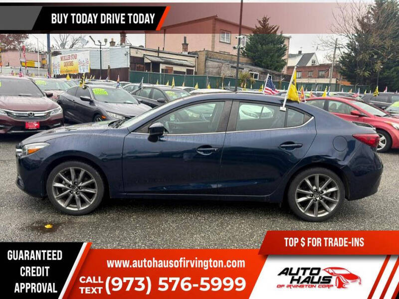 2018 Mazda MAZDA3 Touring