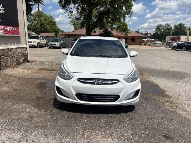 2017 Hyundai Accent Value Edition - Photo 2