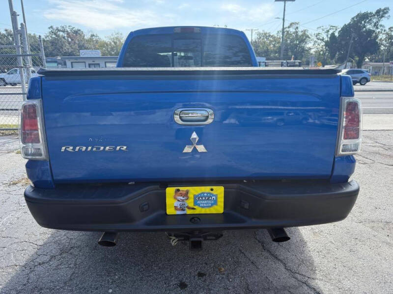 2008 Mitsubishi Raider LS