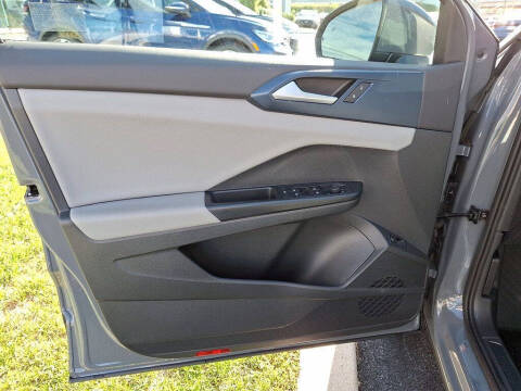 2022 Volkswagen Taos SE 4Motion