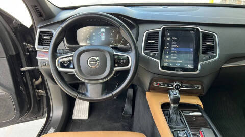 2019 Volvo XC90 T6 Momentum