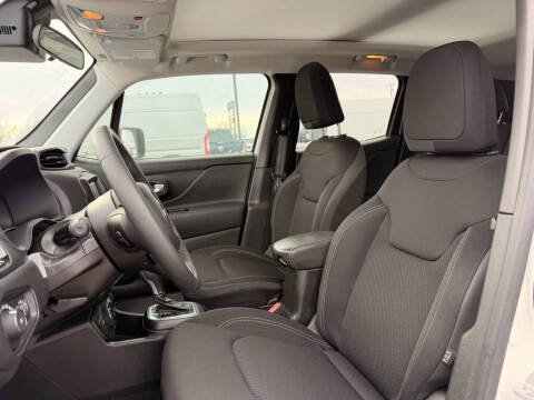 2023 Jeep Renegade Altitude