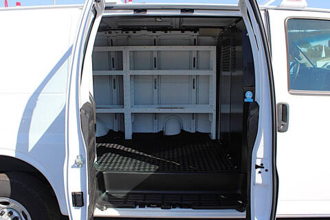 2024 GMC Savana 2500