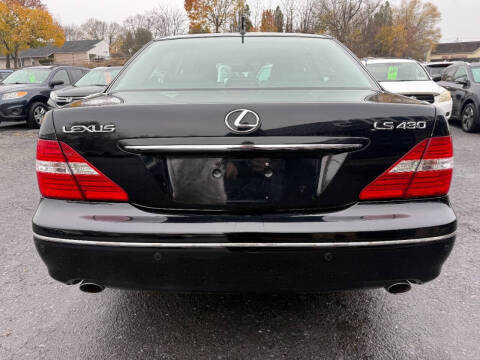 2005 Lexus LS 430