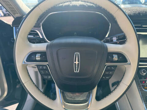 2017 Lincoln Continental Black Label