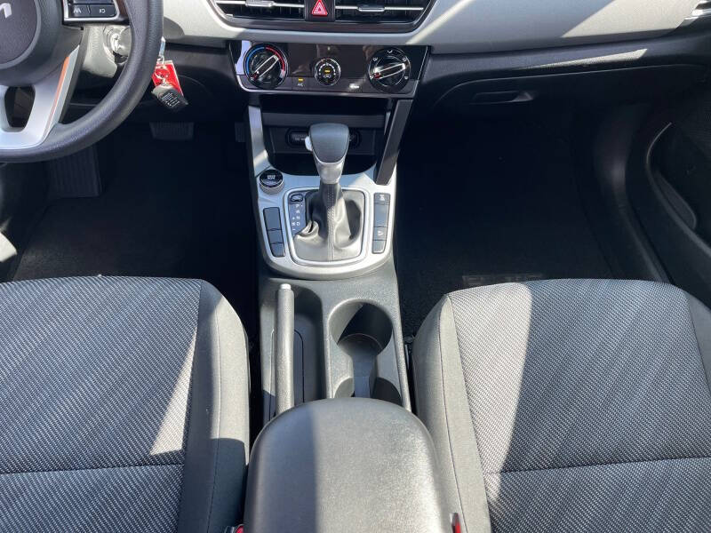 2025 Kia Seltos LX