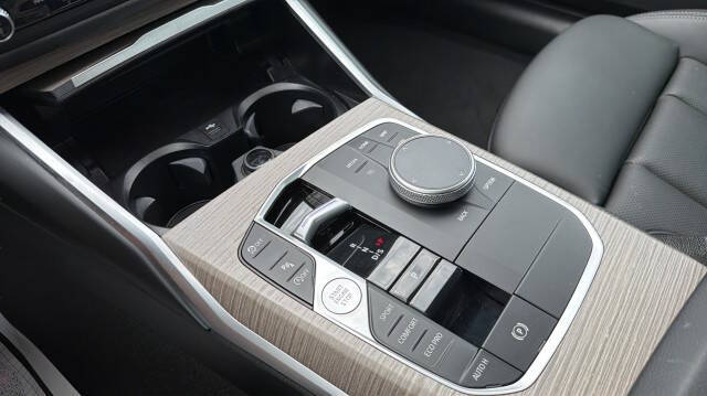 2025 BMW 3 Series 330i