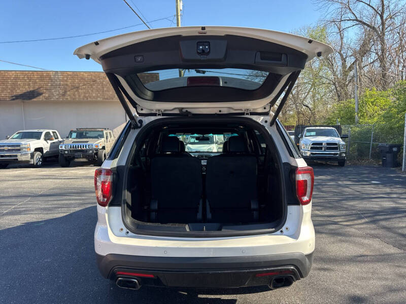 2017 Ford Explorer Sport