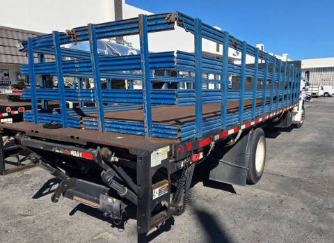 2014 Freightliner M2 106