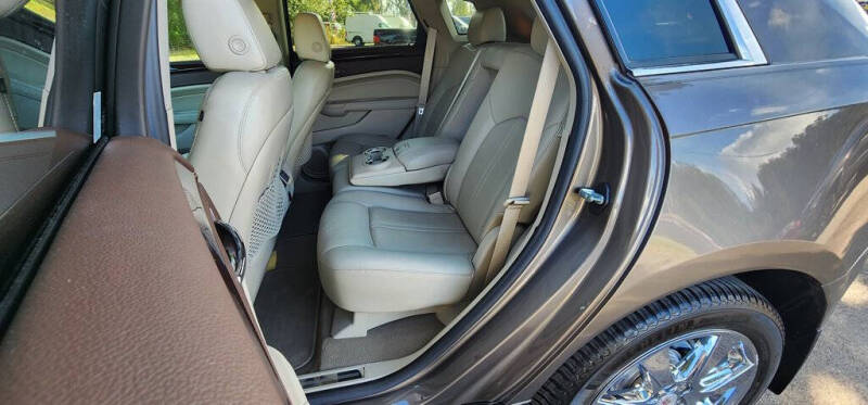 2011 Cadillac SRX Performance Collection