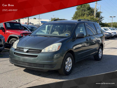 2004 Toyota Sienna LE 7 Passenger