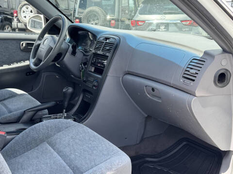2005 Kia Optima LX