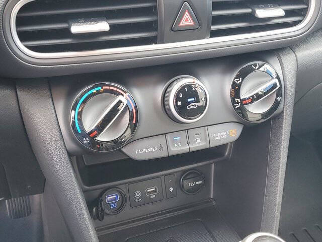 2021 Hyundai Kona SEL Plus