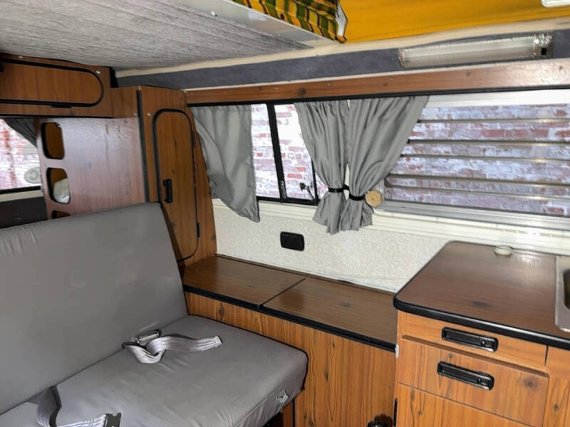 1977 Volkswagen Type 2