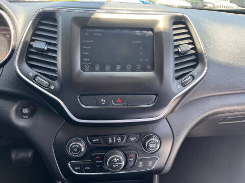2019 Jeep Cherokee Altitude