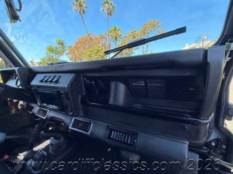 1990 Land Rover Defender 110