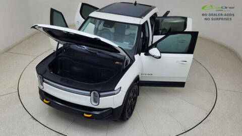 2025 Rivian R1T Ascend