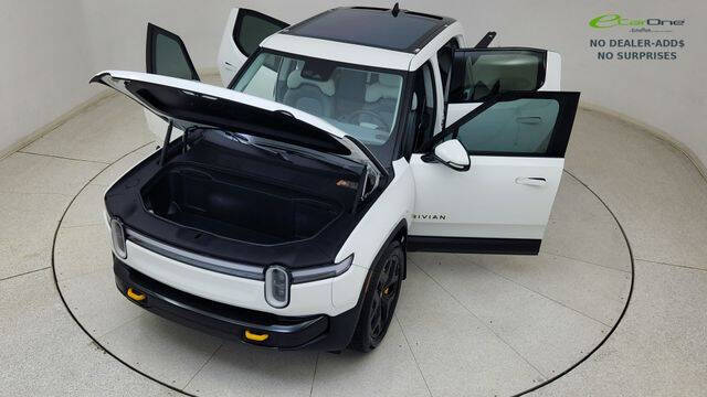 2025 Rivian R1T Ascend