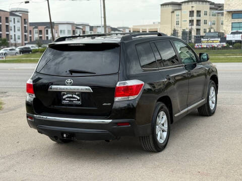 2013 Toyota Highlander SE