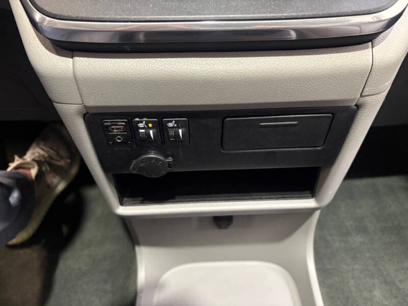 2016 Toyota Sienna XLE 7-Passenger