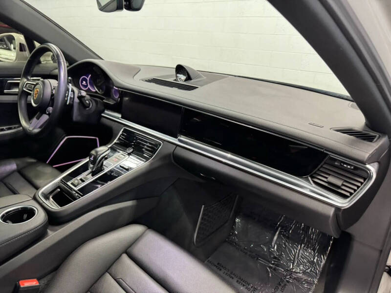 2022 Porsche Panamera 4S E-Hybrid