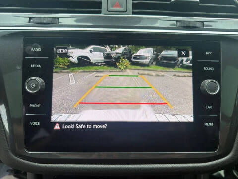 2023 Volkswagen Tiguan SE
