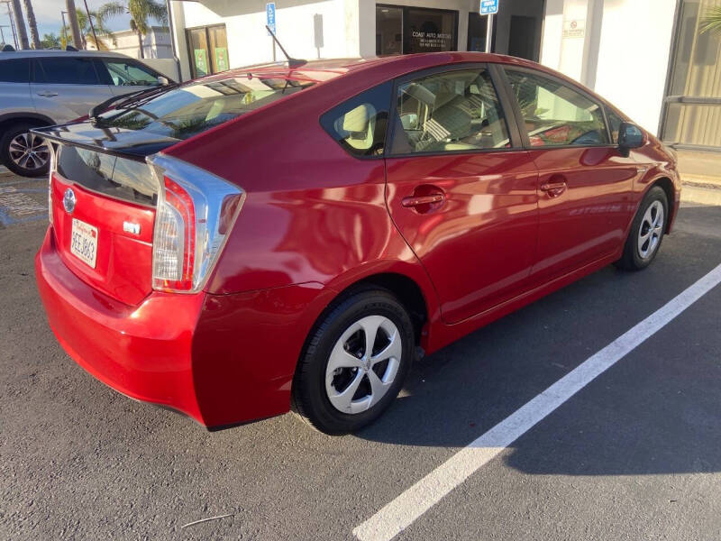 2014 Toyota Prius Two