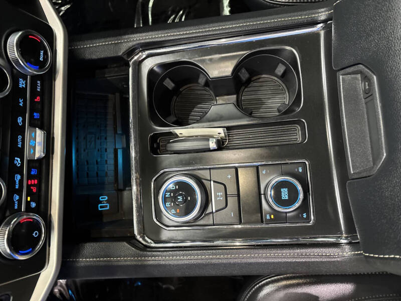 2022 Ford Expedition MAX XLT