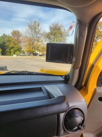 2003 HUMMER H2 Lux Series