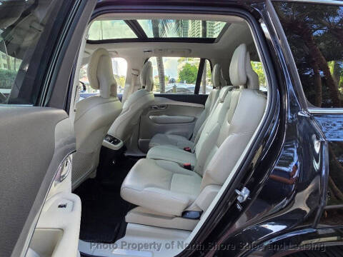 2018 Volvo XC90 T6 Momentum