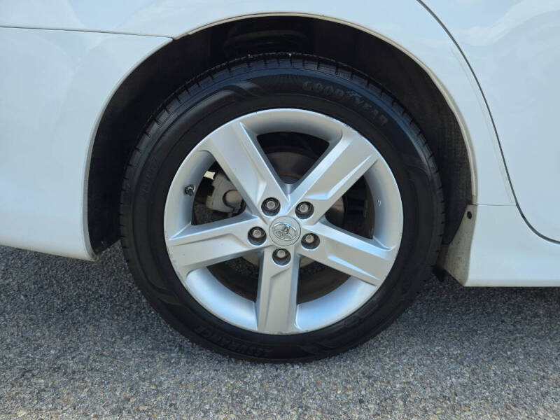 2014 Toyota Camry SE