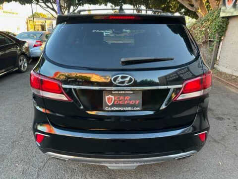 2017 Hyundai Santa Fe SE