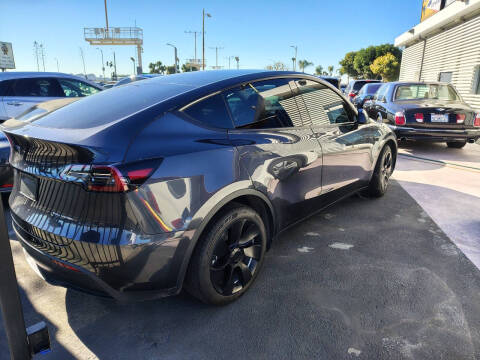 2024 Tesla Model Y Long Range