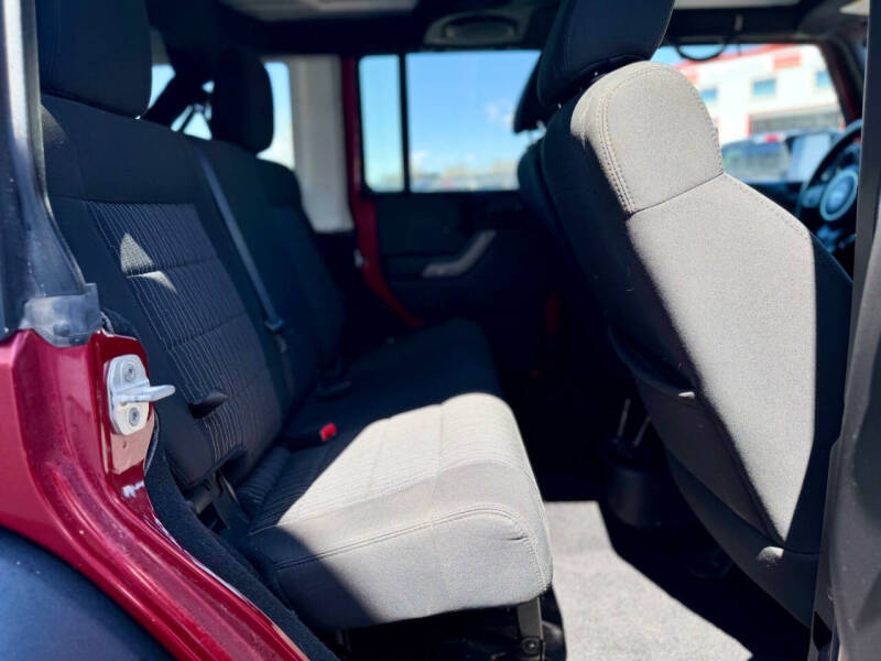 2012 Jeep Wrangler Unlimited Sport