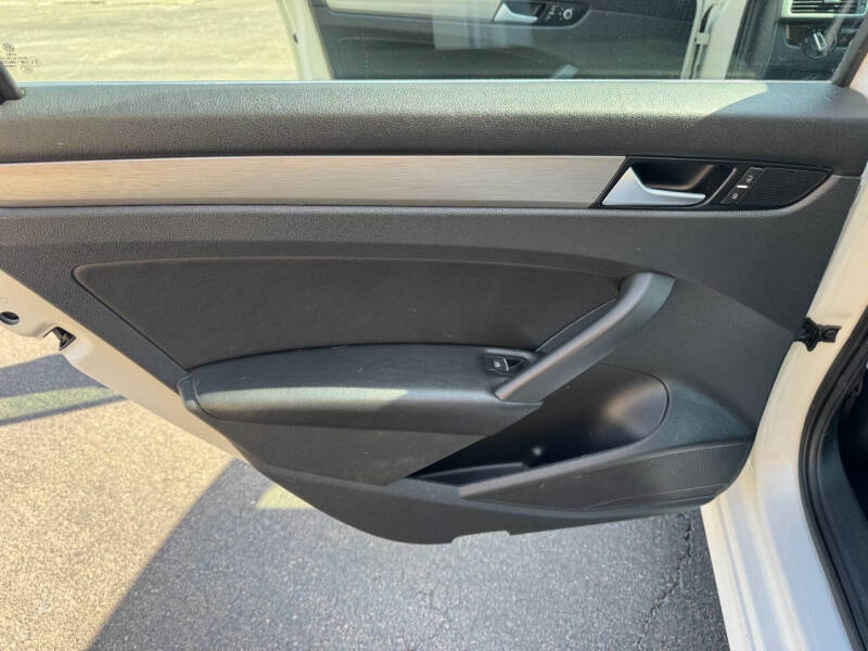 2014 Volkswagen Passat 2.0L TDI SE