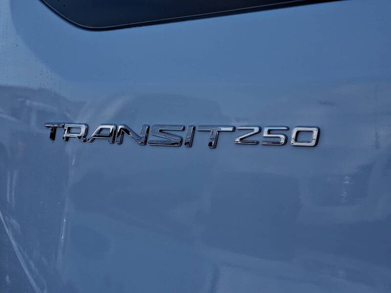 2023 Ford Transit