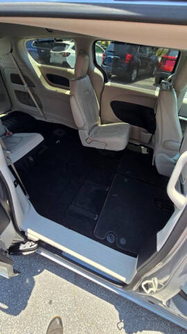 2018 Chrysler Pacifica Touring L Plus