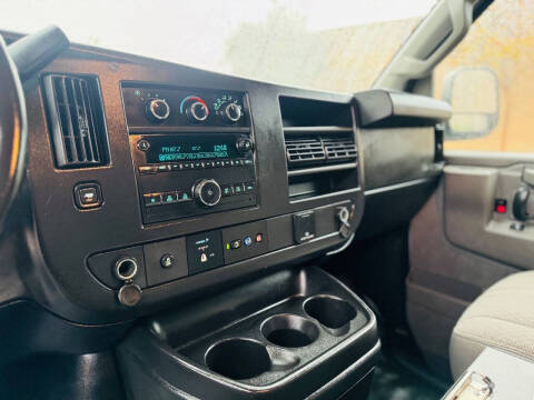 2020 Chevrolet Express 2500