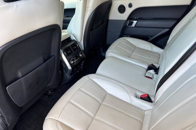 2022 Land Rover Range Rover Sport HSE Silver Edition