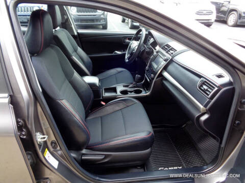 2016 Toyota Camry SE