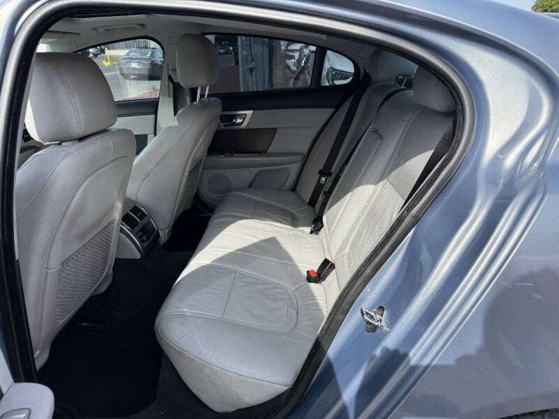 2013 Jaguar XF 3.0